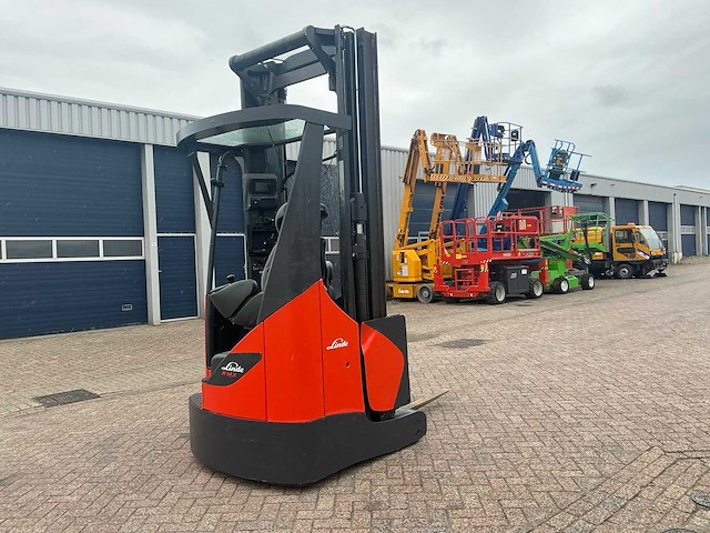 2020 linde r14x-03 reach truck - afbeelding 14 van  19