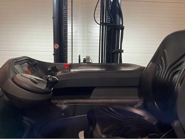 2020 linde r20g- 01 2000kg lepelversteller reach truck - afbeelding 12 van  18