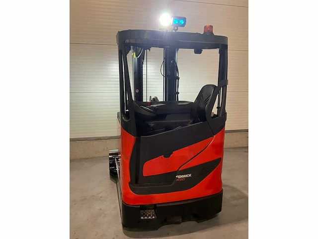 2020 linde r20g- 01 2000kg lepelversteller reach truck - afbeelding 16 van  18