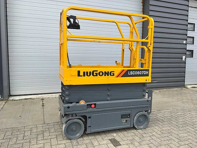 2020 liugong lsc0607dh hoogwerker - afbeelding 1 van  12