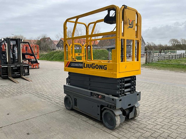 2020 liugong lsc0607dh hoogwerker - afbeelding 2 van  6