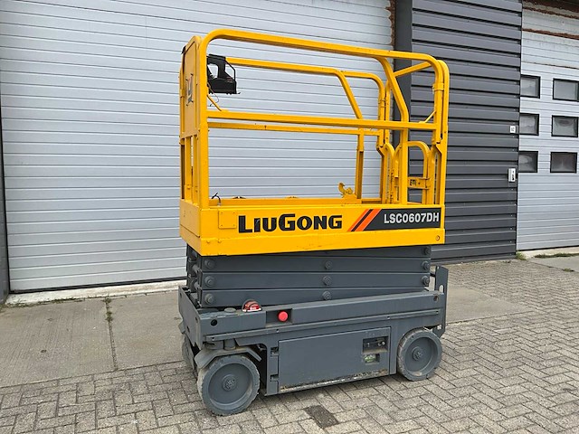 2020 liugong lsc0607dh hoogwerker - afbeelding 1 van  12