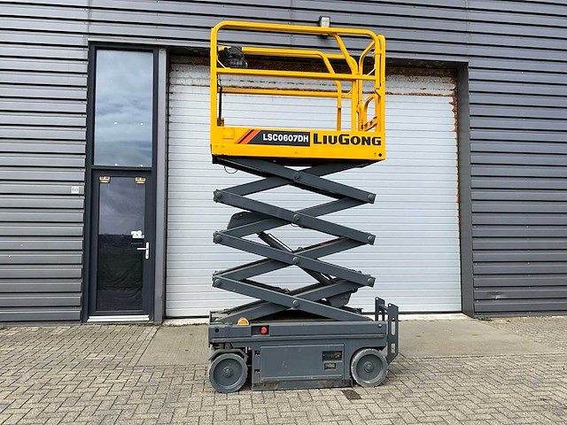 2020 liugong lsc0607dh hoogwerker - afbeelding 8 van  12