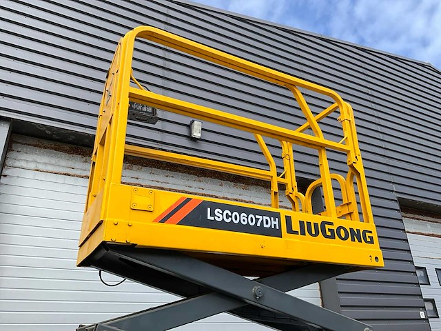 2020 liugong lsc0607dh hoogwerker - afbeelding 10 van  12