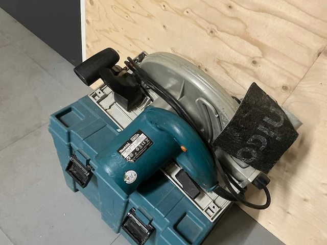 2020 makita 5903rk afkortcirkelzaagmachine - afbeelding 2 van  4