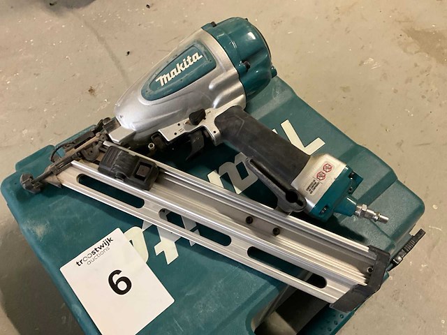 2020 makita af635 pneumatische tacker - afbeelding 2 van  5