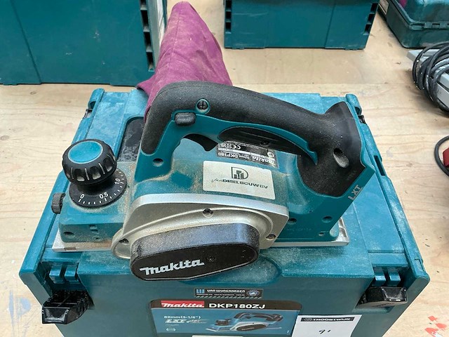 2020 makita dkp180 schaafmachine - afbeelding 2 van  3