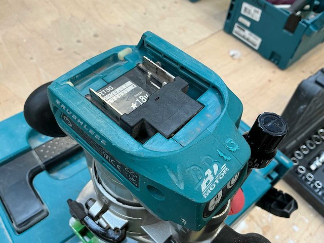2020 makita drt50 freesmachine - afbeelding 3 van  6