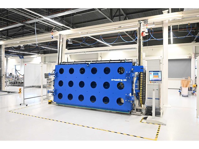2020 masévon / 4pico - glass press tool 3 met uv-a curing system - afbeelding 1 van  23