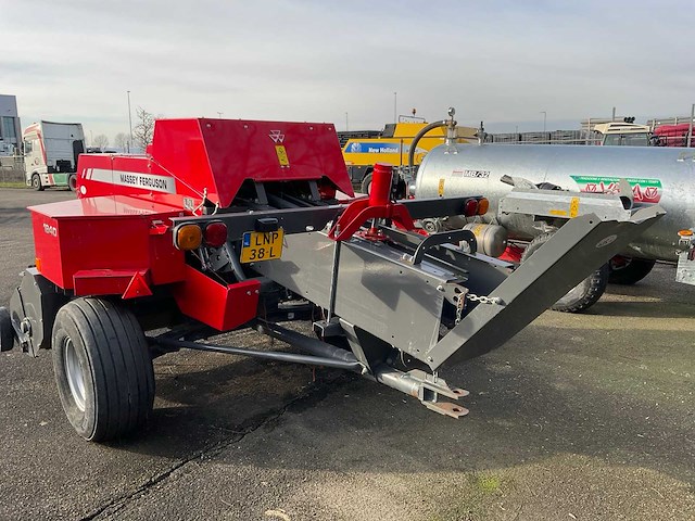 2020 massey ferguson 1840 balenpers - afbeelding 14 van  19