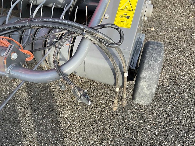 2020 massey ferguson 1840 balenpers - afbeelding 17 van  19