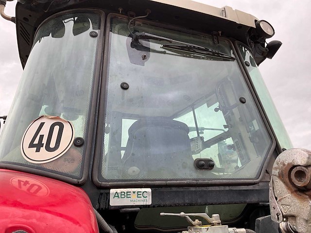 2020 massey ferguson 5713 s vierwielaangedreven landbouwtractor - afbeelding 25 van  31
