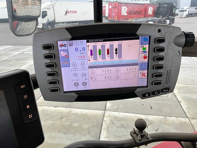 2020 massey ferguson 5713 s vierwielaangedreven landbouwtractor - afbeelding 4 van  31