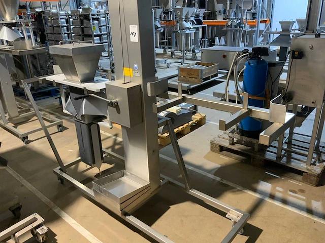 2020 mennens verticale folievormbuis transportlift - afbeelding 3 van  5