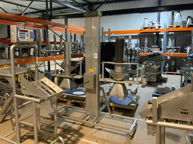 2020 mennens verticale folievormbuis transportlift - afbeelding 1 van  5