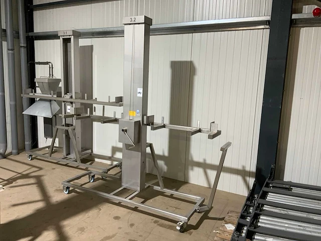 2020 mennens verticale folievormbuis transportlift - afbeelding 1 van  3