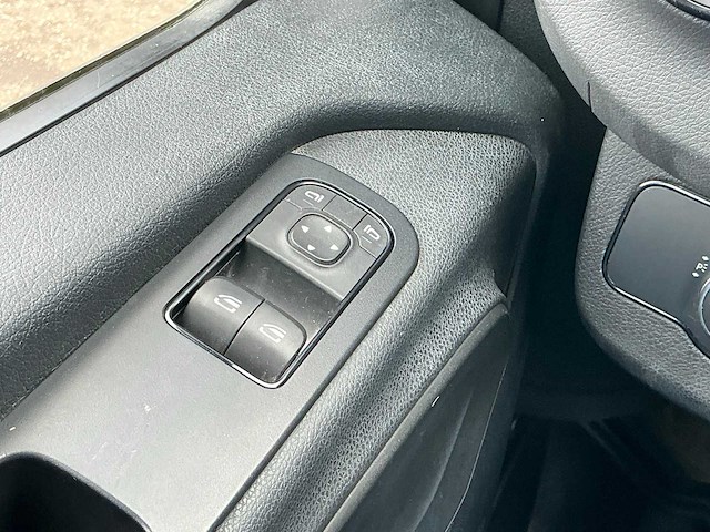 2020 mercedes-benz 211cdi sprinter bedrijfswagen - afbeelding 3 van  18