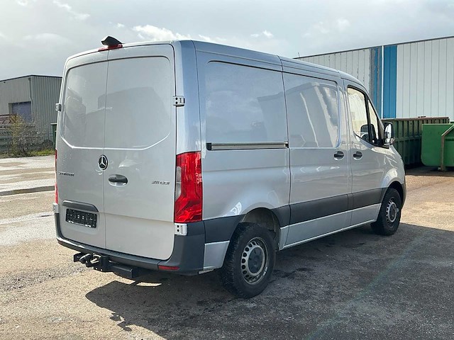 2020 mercedes-benz 211cdi sprinter bedrijfswagen - afbeelding 11 van  17