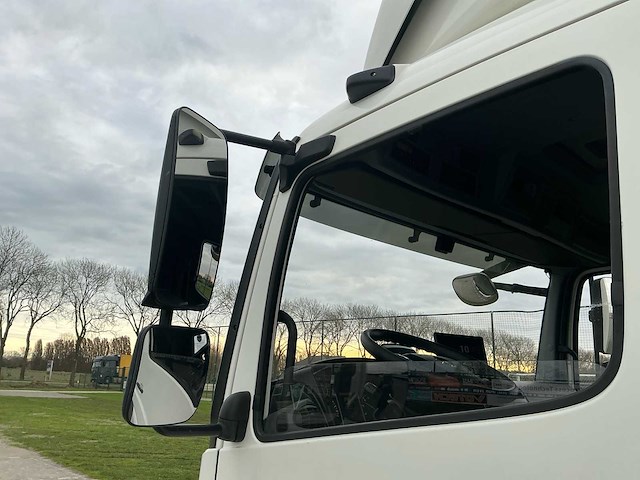 2020 mercedes-benz 967pkx2 vrachtwagen - afbeelding 37 van  55