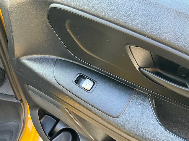 2020 mercedes-benz evito bedrijfswagen / bev - afbeelding 12 van  20