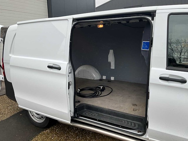 2020 mercedes-benz evito bedrijfswagen - afbeelding 24 van  31