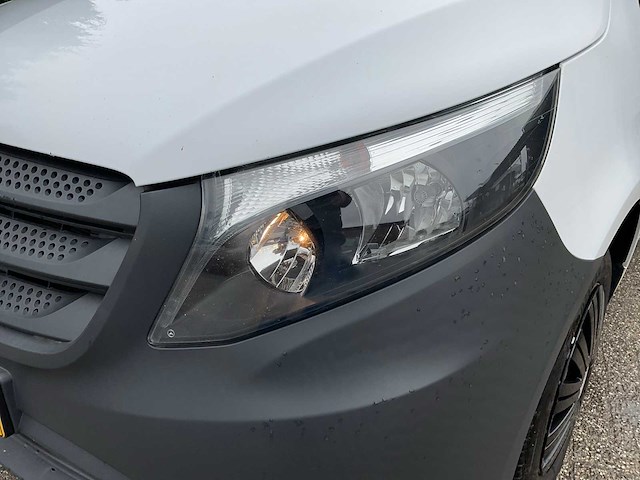 2020 mercedes-benz vito 110 cdi personenauto - afbeelding 4 van  27