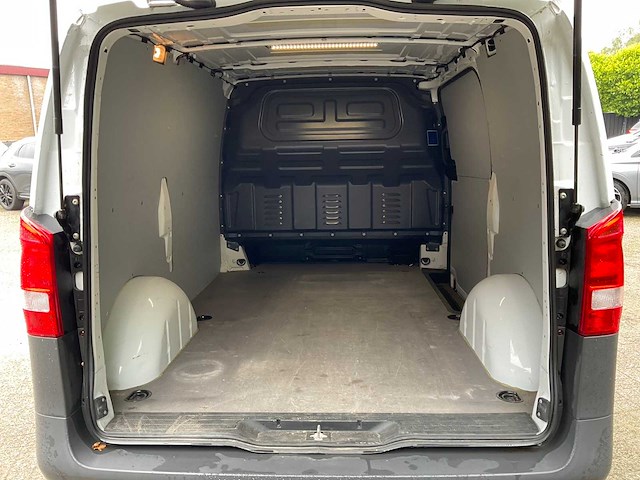 2020 mercedes-benz vito 110 cdi personenauto - afbeelding 7 van  27