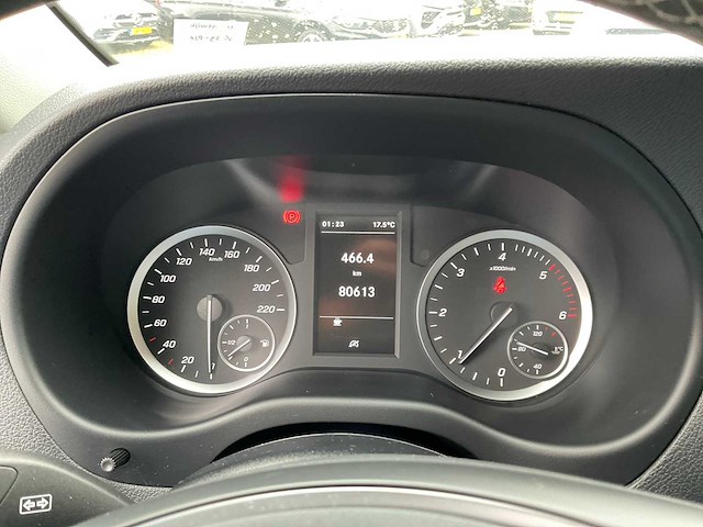 2020 mercedes-benz vito 110 cdi personenauto - afbeelding 17 van  27