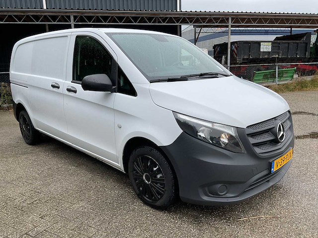 2020 mercedes-benz vito 110 cdi personenauto - afbeelding 24 van  27