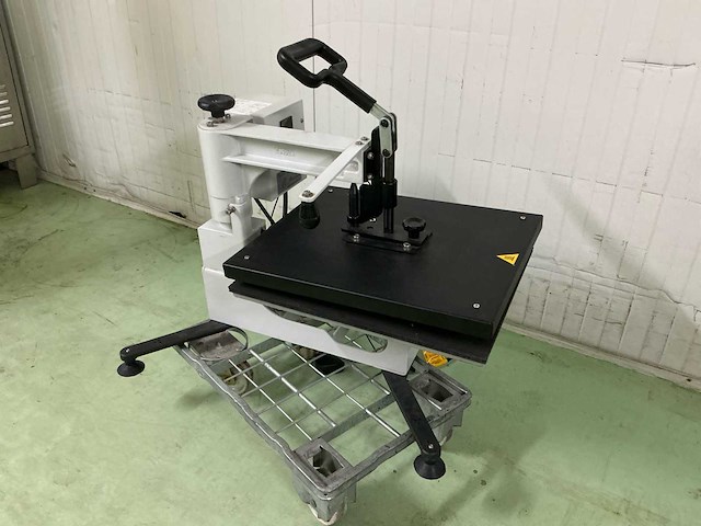 2020 metalnox eli textieldrukmachine - afbeelding 1 van  7