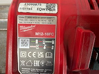 2020 milwaukee m12-18fv acculader - afbeelding 4 van  4