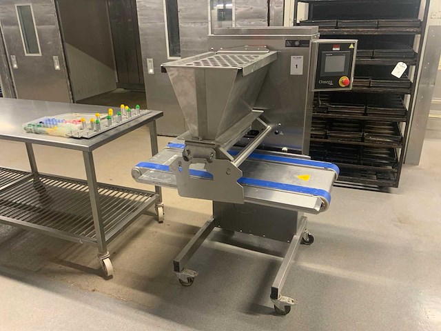 2020 mono omega plus 450 dresseermachine - afbeelding 1 van  9