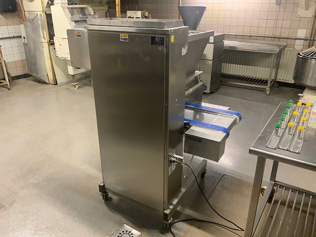 2020 mono omega plus 450 dresseermachine - afbeelding 5 van  9