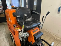 2020 national flooring equipment 5700 bol opzit accu tapijt / vloerstripper - afbeelding 18 van  19
