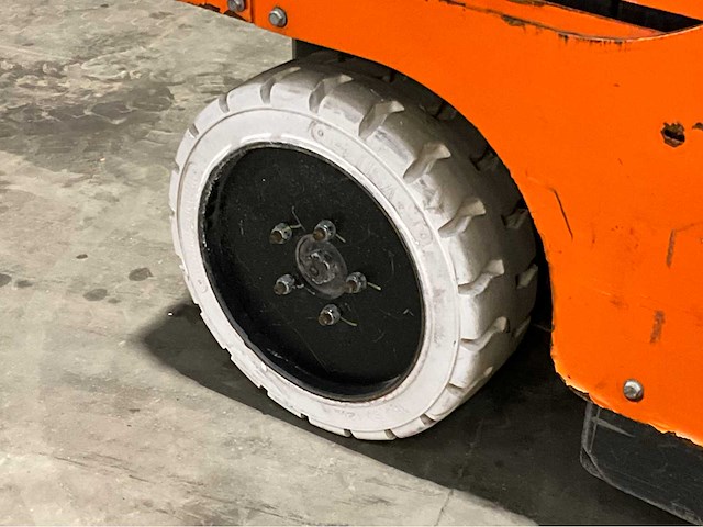 2020 national flooring equipment 5700 bol opzit accu tapijt / vloerstripper - afbeelding 10 van  20