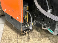 2020 national flooring equipment 5700 bol opzit accu tapijt / vloerstripper - afbeelding 17 van  19