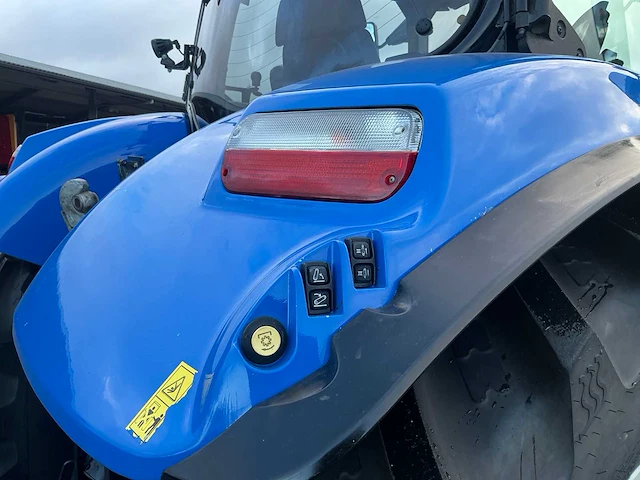 2020 new holland t6.175 vierwielaangedreven landbouwtractor - afbeelding 8 van  33