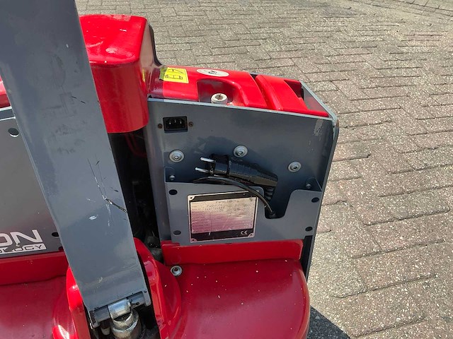 2020 pallet truck p20-ion elektrische palletwagen - afbeelding 9 van  10