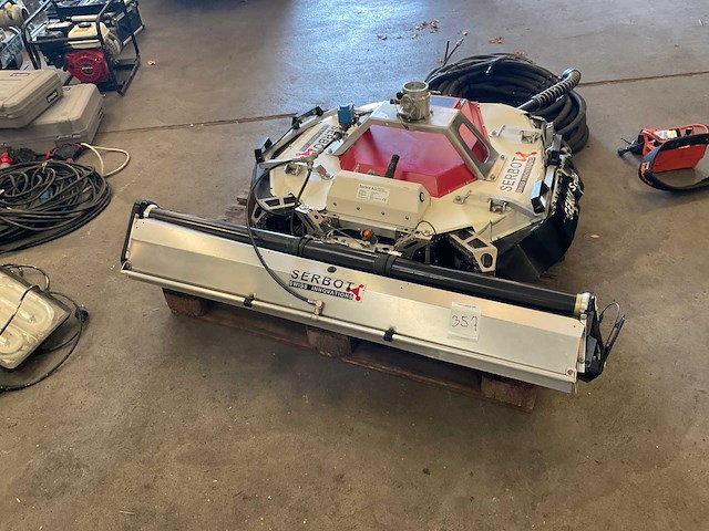 2020 paneel wasrobot serbot gekko solar 2 - afbeelding 5 van  9