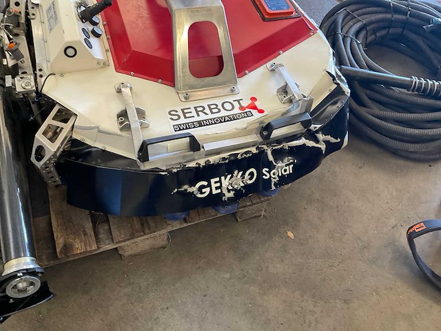 2020 paneel wasrobot serbot gekko solar 2 - afbeelding 7 van  9