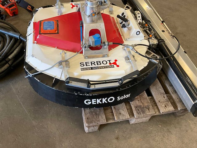 2020 paneel wasrobot serbot gekko solar 2 - afbeelding 8 van  9