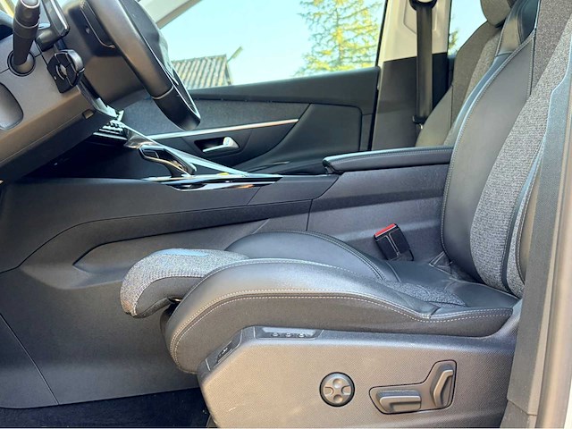 2020 peugeot 3008 bomvol personenauto - afbeelding 7 van  7