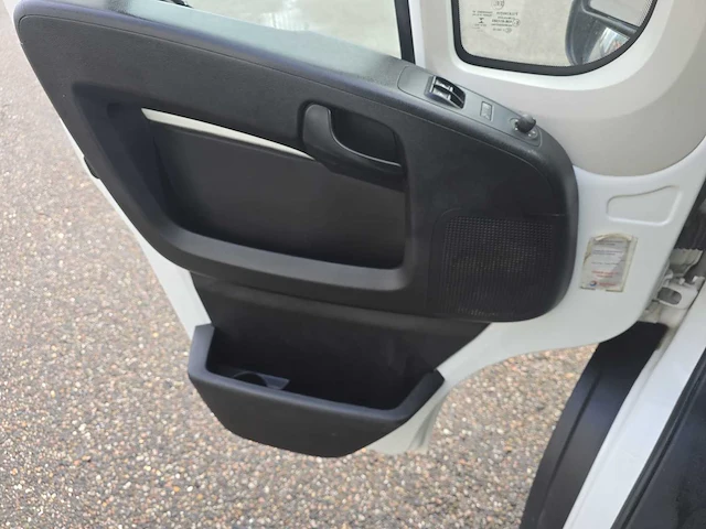 2020 peugeot boxer 435 2.2 hdi - 7-zits bedrijfswagen - afbeelding 25 van  40