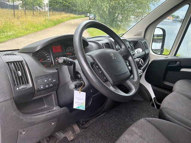 2020 peugeot boxer 435 2.2 hdi l3h2zwpr bedrijfswagen - afbeelding 13 van  39