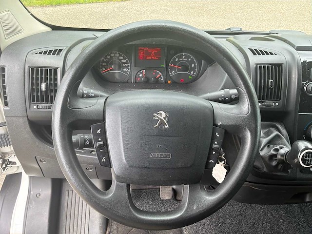 2020 peugeot boxer 435 2.2 hdi l3h2zwpr bedrijfswagen - afbeelding 14 van  39