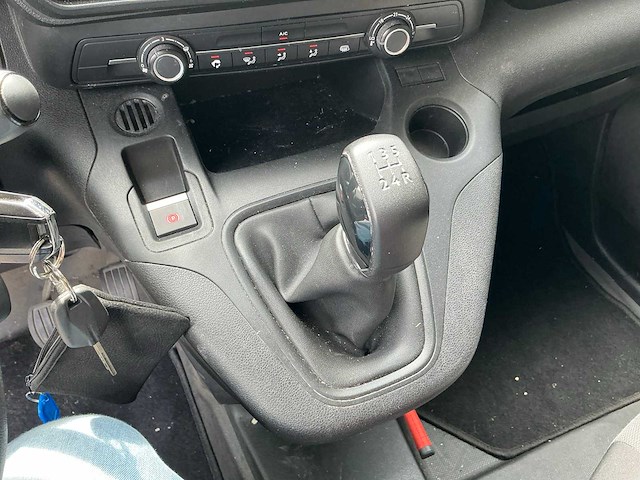 2020 peugeot partner 1.5 bluehdi premium bedrijfswagen - afbeelding 17 van  35