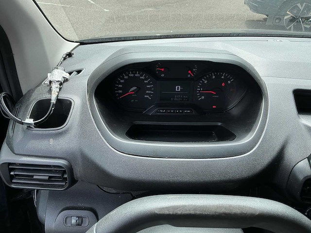 2020 peugeot partner 1.5 bluehdi premium bedrijfswagen - afbeelding 14 van  35
