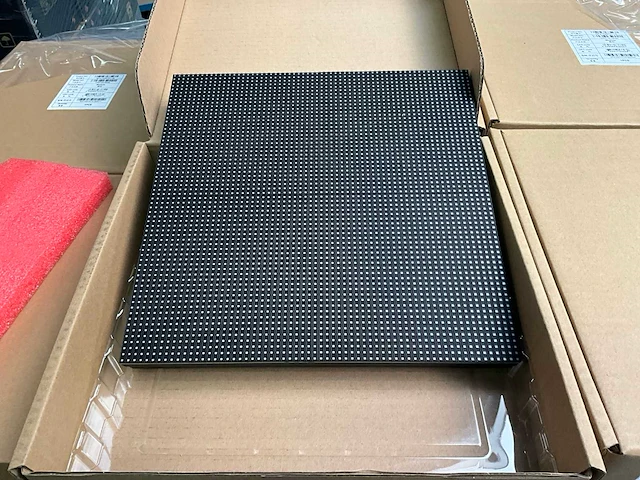 2020 philips 44bdl8139l/00 led display (32x) - afbeelding 3 van  15