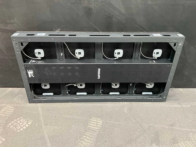2020 philips 44bdl8139l/00 led display (32x) - afbeelding 11 van  15