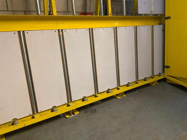 2020 polycut verticale polycarbonaat platensnijmachine - afbeelding 4 van  9